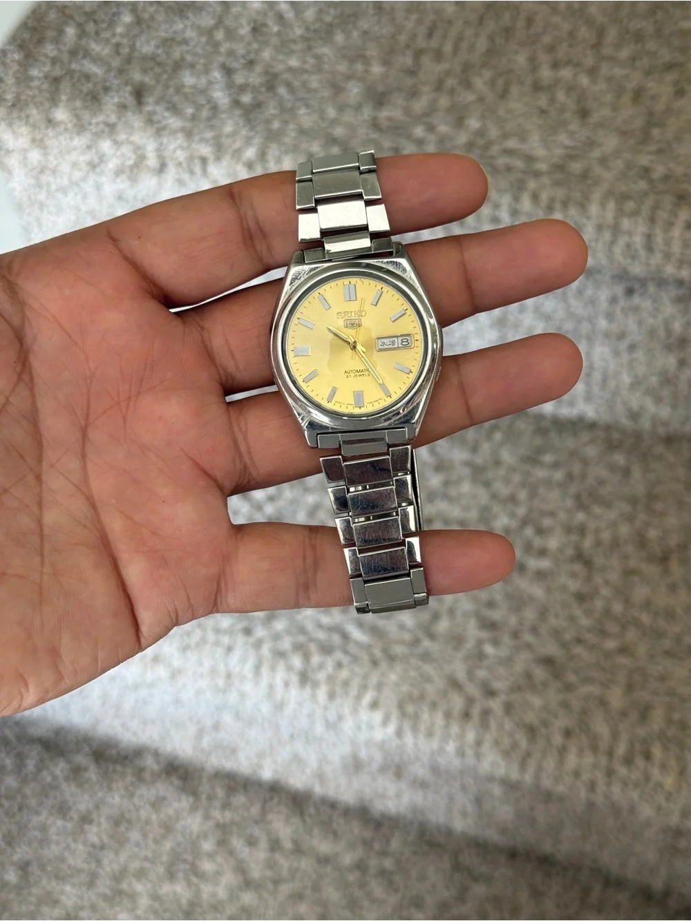 Seiko vintage Golden Sunburst Dial Retro Sports5 Rare Day Date Mens Watch